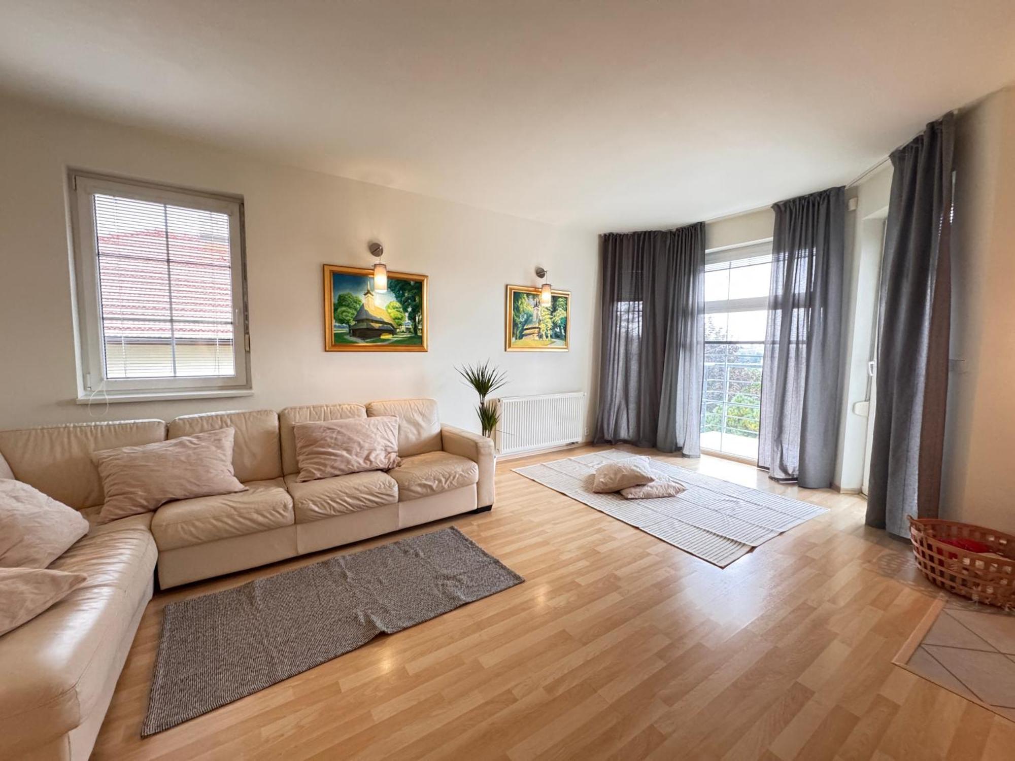 Diamondvilla, 4 Bedroom Apartment, Garden & Spa ปราก ภายนอก รูปภาพ