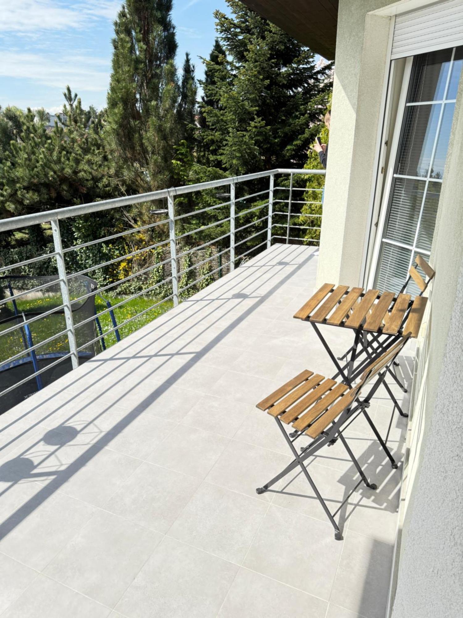 Diamondvilla, 4 Bedroom Apartment, Garden & Spa ปราก ภายนอก รูปภาพ